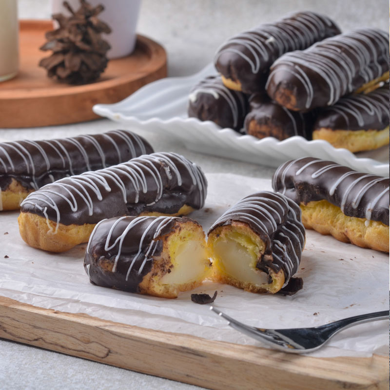 An Éclair Affair