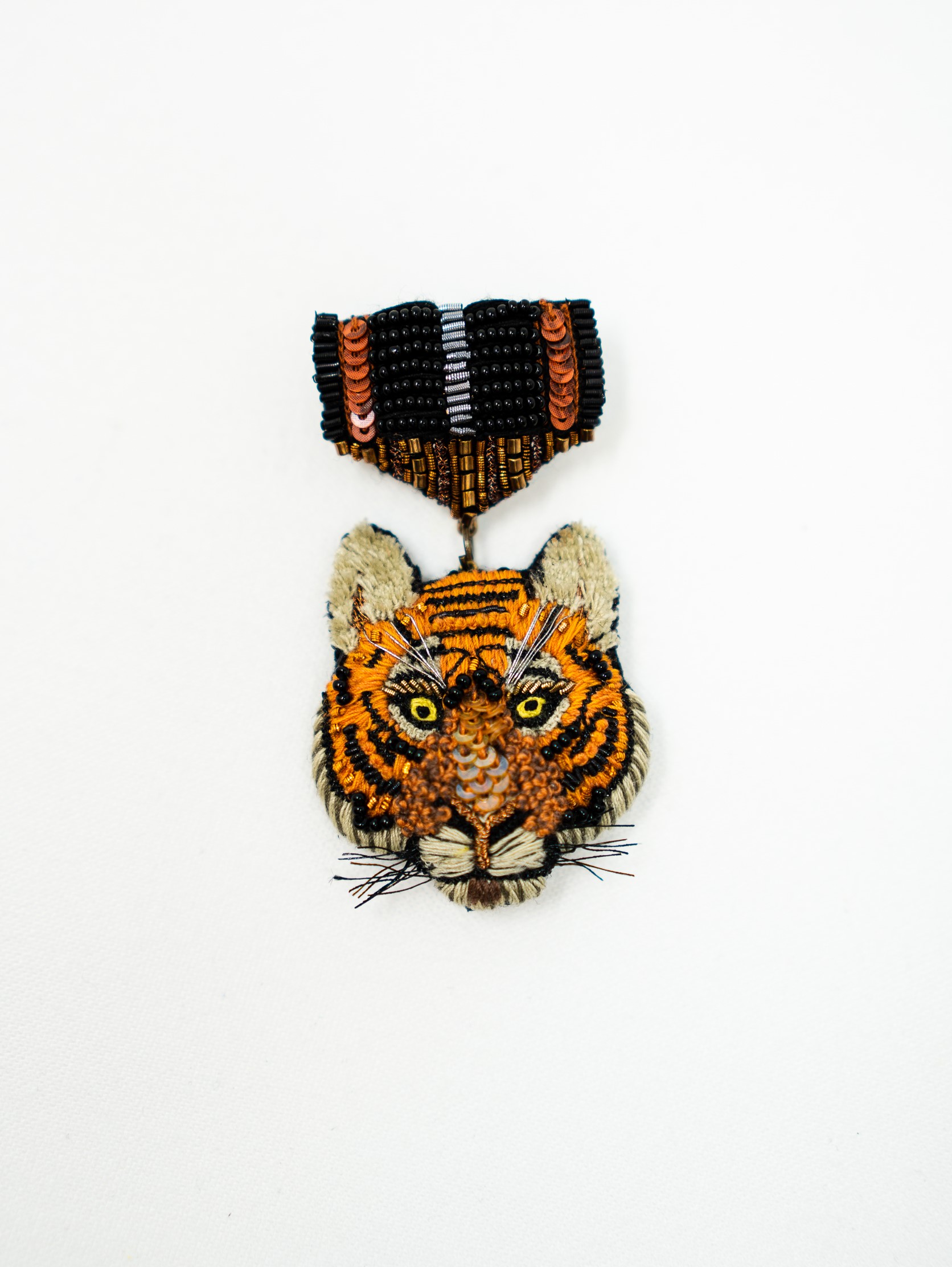 Tiger Face Honor Metal Brooch