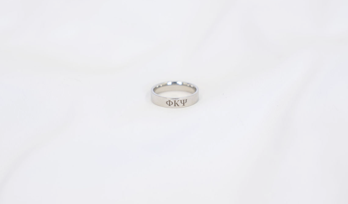 Classic Thick Engravable Ring in Silver (5mm)