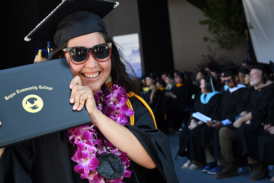 Graduation Cap/Gown/Tassel bundle