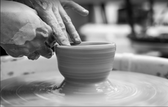 Crafting with Clay: Pottery Wheel Throwing for Beginners